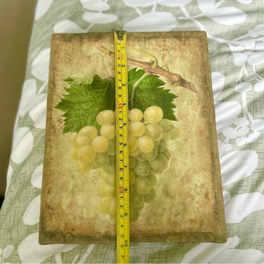 Charming Tuscan Kitchen Green Grape Canvas Wall Decor